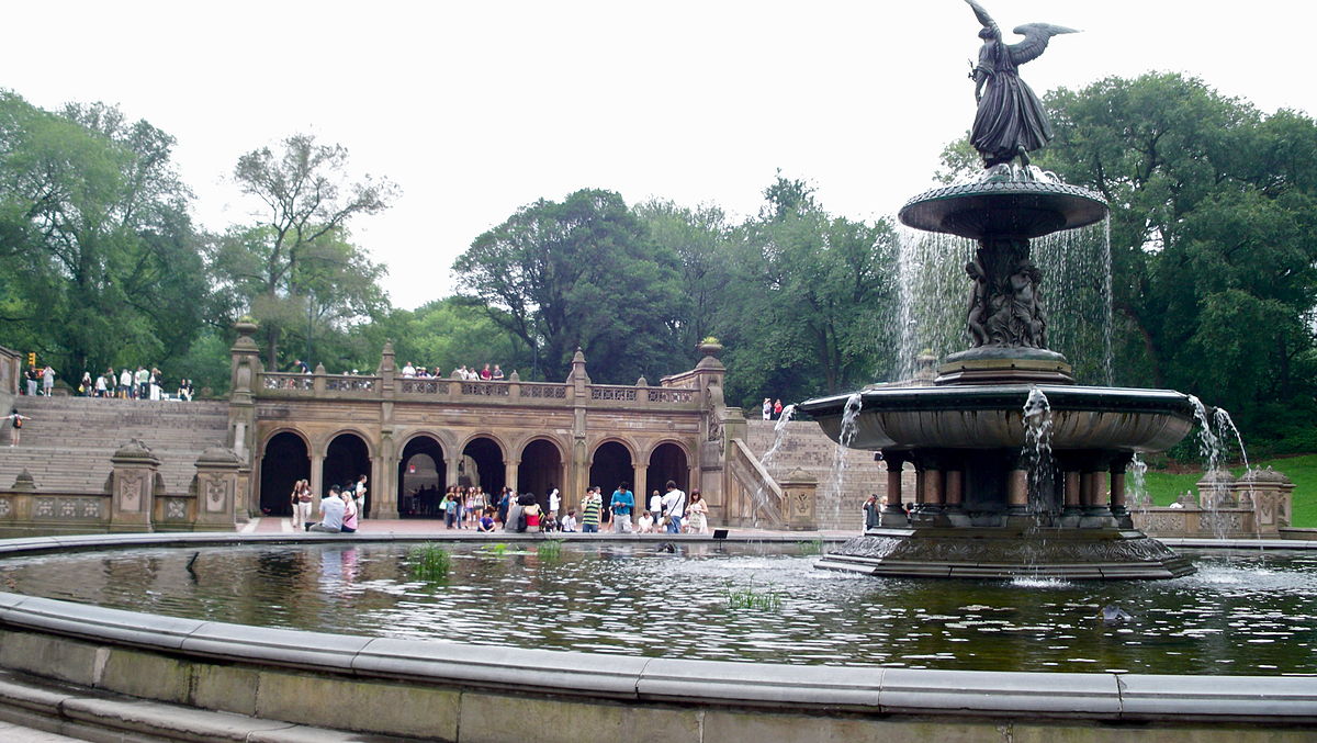Angel_of_the_Waters_Fountain_and_Bethesda_Terrace,_Central_Park,_NYC